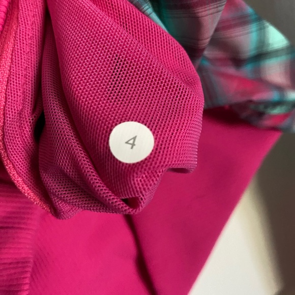 Lululemon pink plaid jacket size 4 - Picture 4 of 4